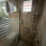 بيت ضيافة Midas