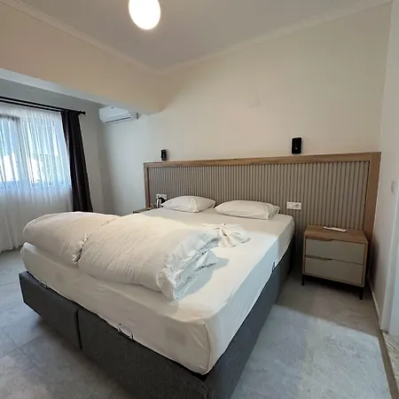 Guest house Midas 4*
