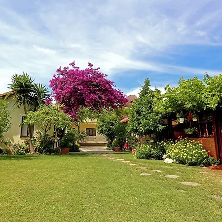 Guest house Midas